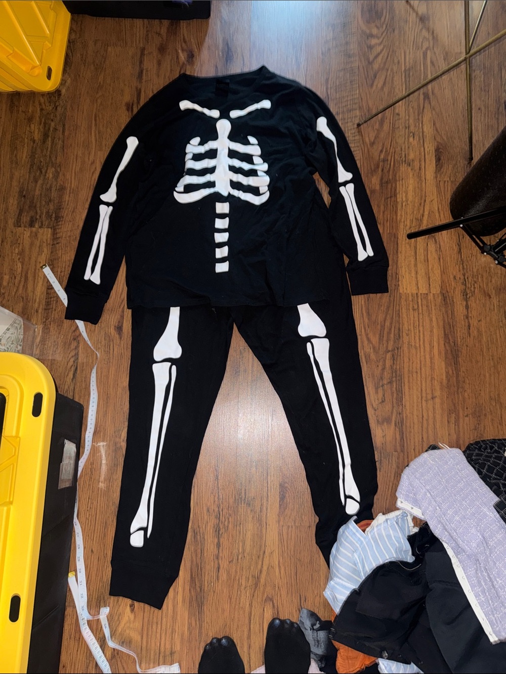 Halloween Women’s Black Skeleton Pajama Costume 39.T